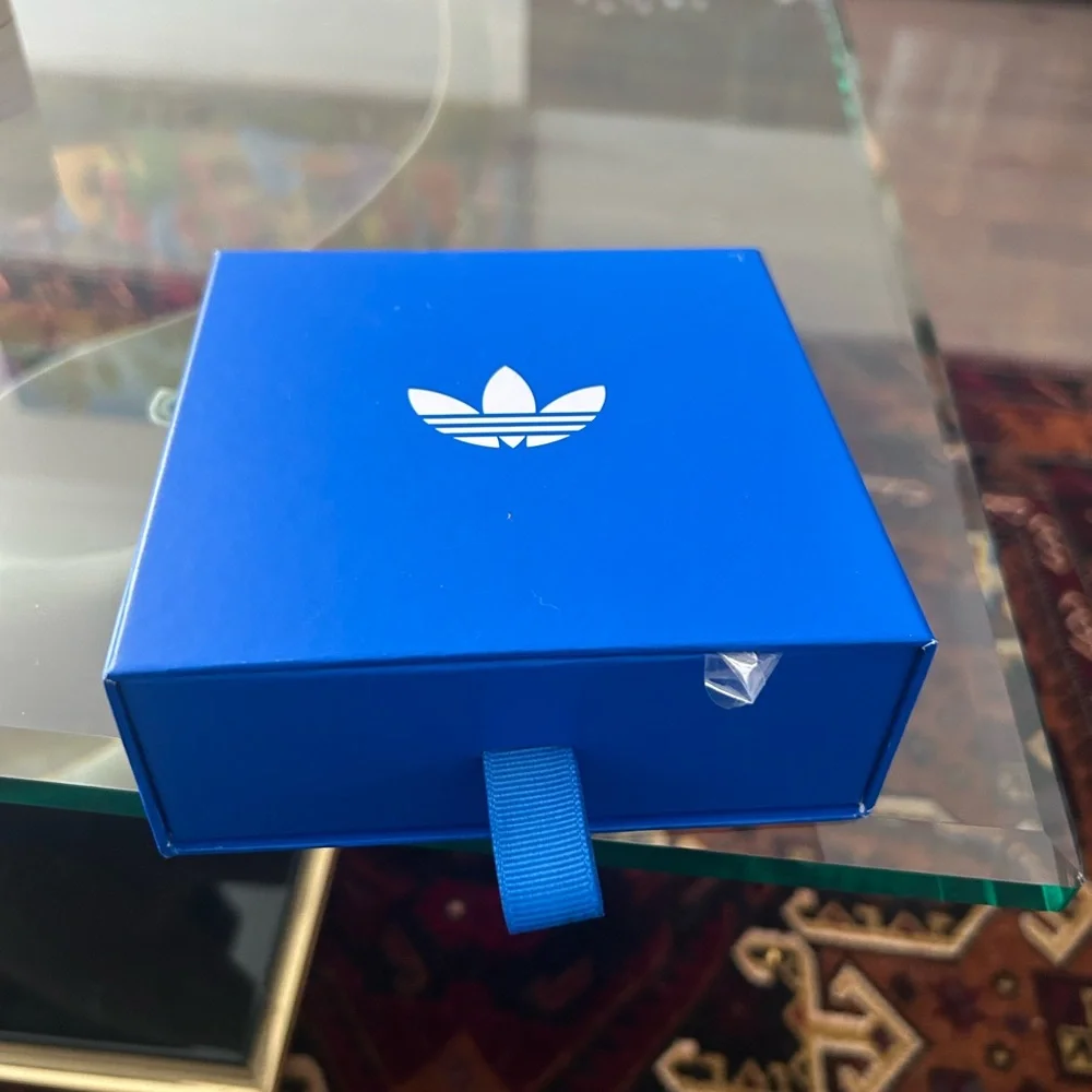 adidas bnib misread
